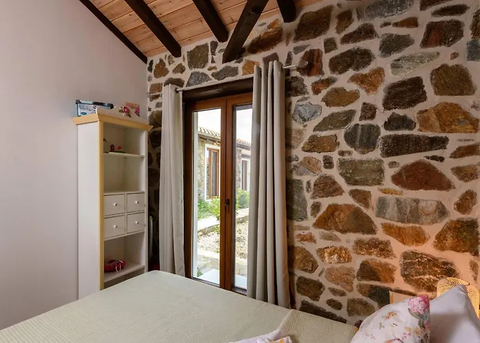 Eleni's Stone House 度假居